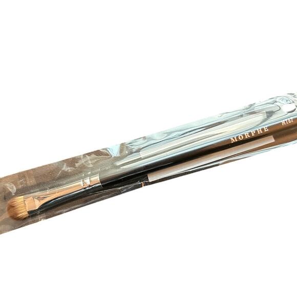 NEW Morphe M167 Oval Blending & Packing Shadow Brush - Picture 1 of 4